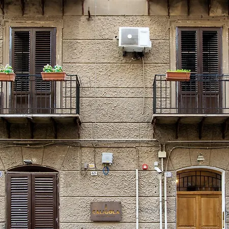 Le Stanze Di Caligola Affittacamere *